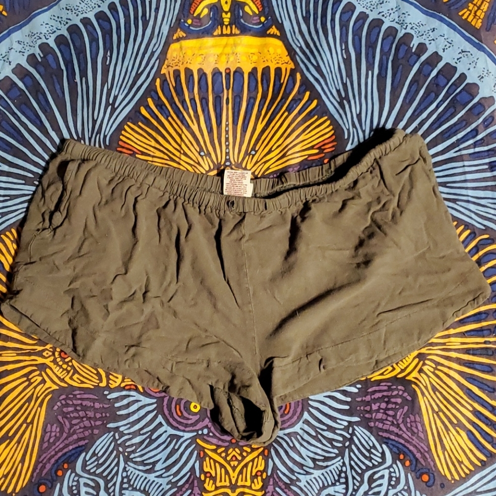 Women's shorts XL